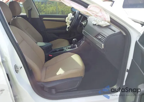 2020 Volkswagen Jetta 1.4T R-Line/1.4T S/1.4T Se z USA, uszkodzony, nr VIN 3VWCB7BU3LM018698